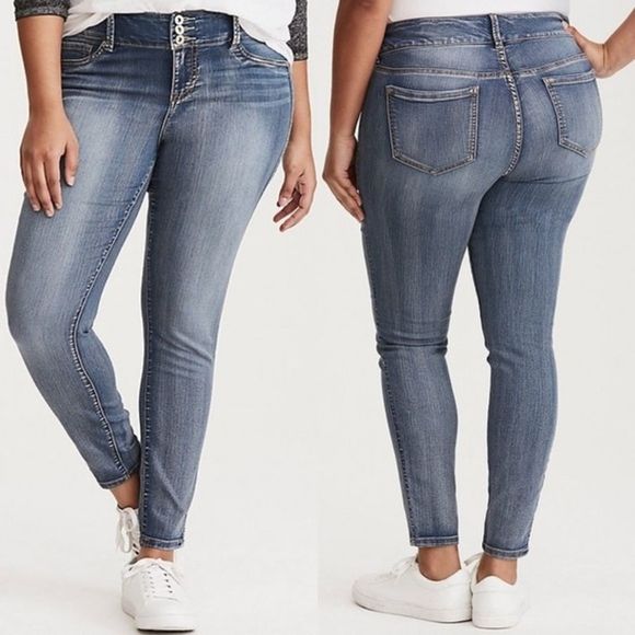 torrid Denim - Torrid Medium Wash Three Button Denim Jean Jegging